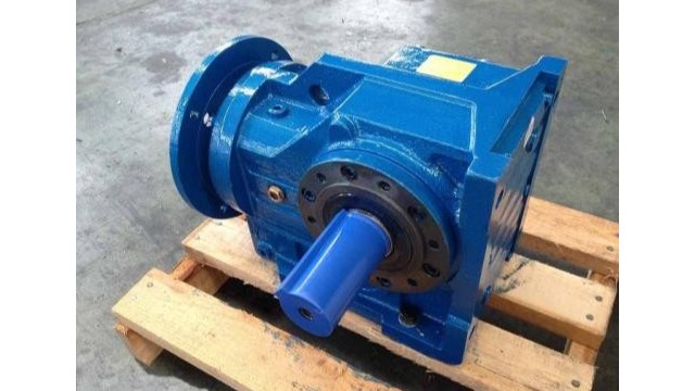 恒信機(jī)械告訴您齒輪減速機(jī)磨損問題如何解決？